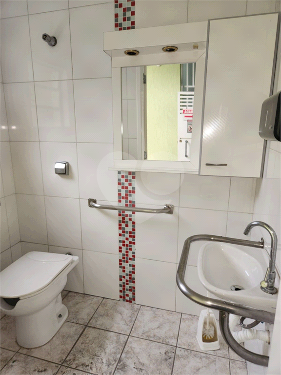 Casa Comercial no bairro  Vila Mazzei, Pronta para Impulsionar o Seu Negócio