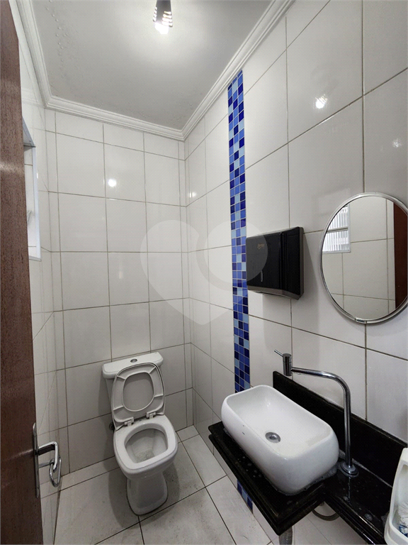 Casa Comercial no bairro  Vila Mazzei, Pronta para Impulsionar o Seu Negócio