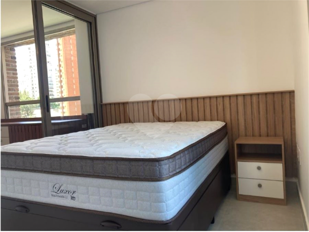 Apartamento com 1 dormitório ao lado da Oscar Freire.