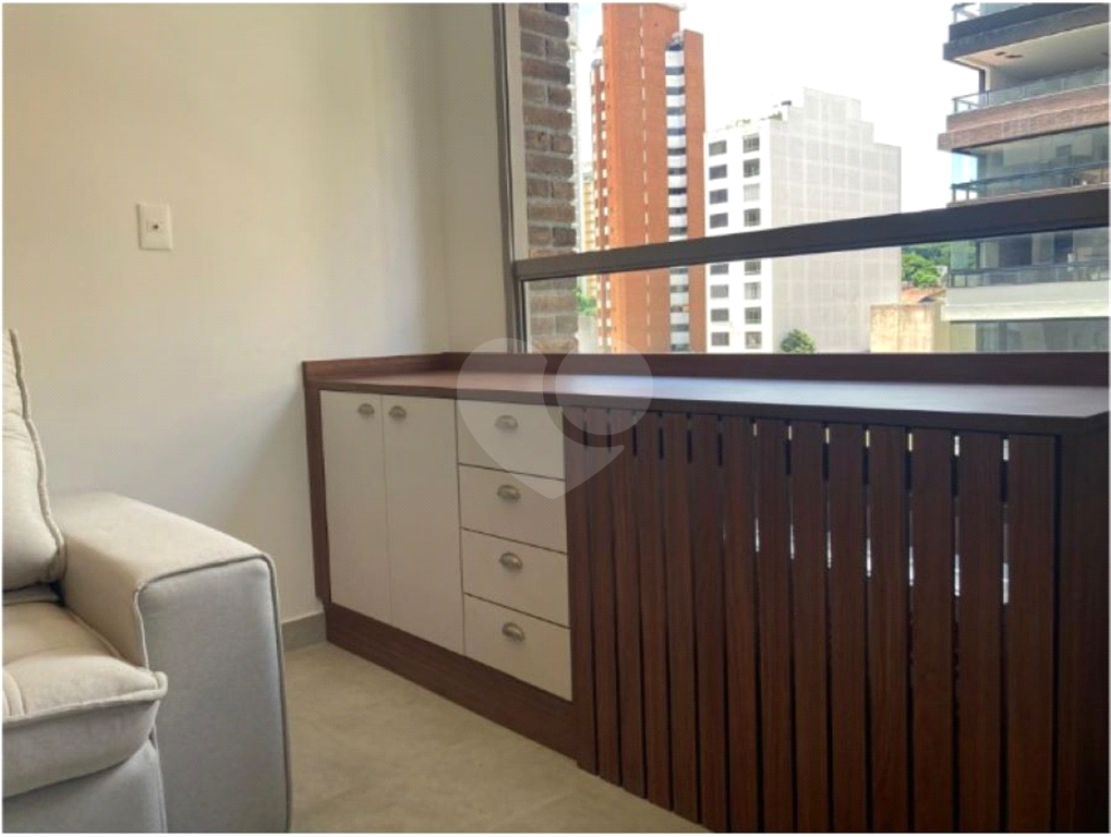Apartamento com 1 dormitório ao lado da Oscar Freire.