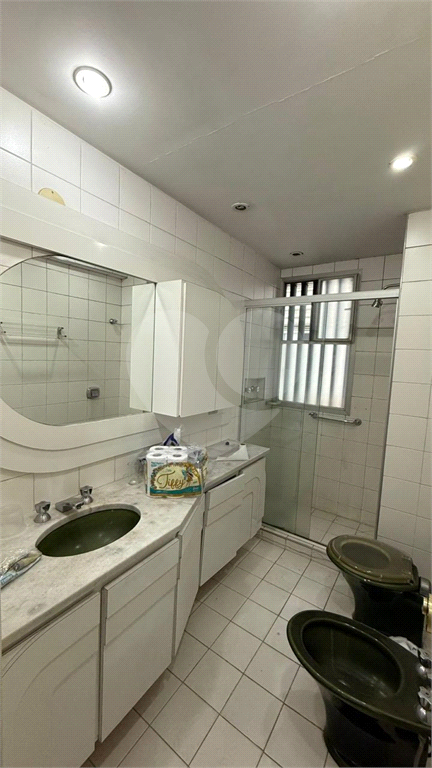 APARTAMENTO em HIGIENÓPOLIS