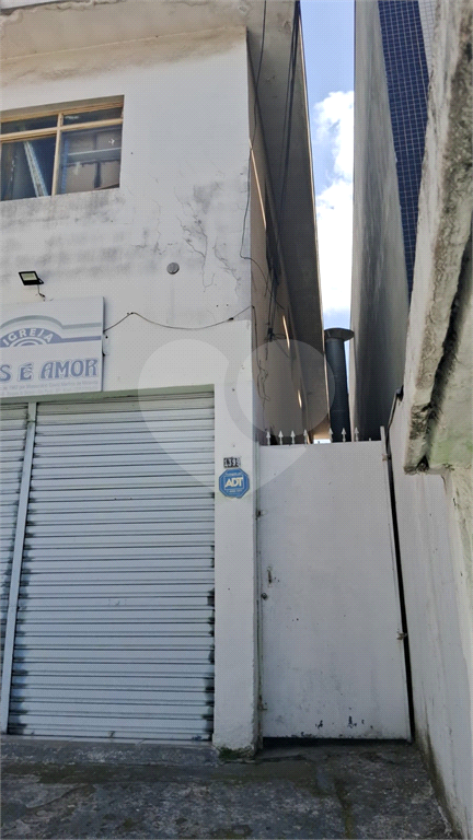 Predio comercial a venda na Rua Chico Pontes