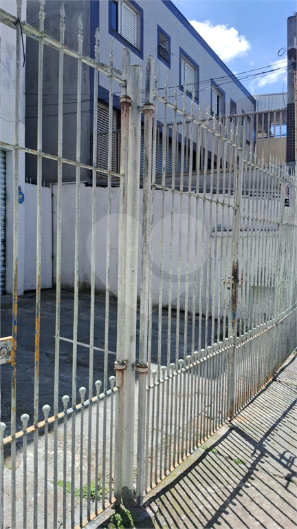 Predio comercial a venda na Rua Chico Pontes