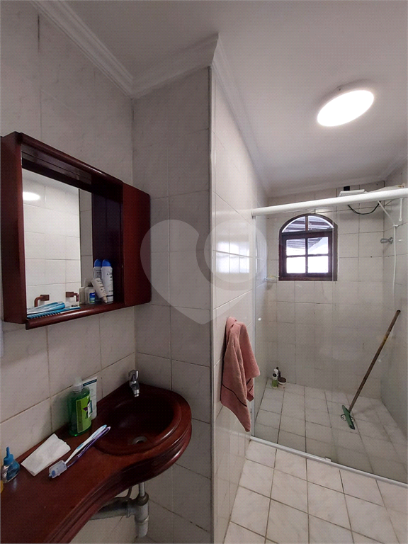 Sobrado de 307m² com 5 quartos em Jaçanã