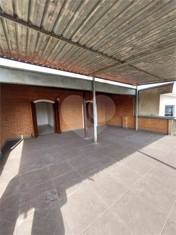 Sobrado de 307m² com 5 quartos em Jaçanã