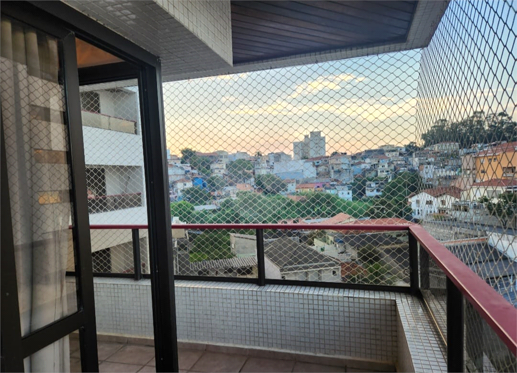 APARTAMENTO em TUCURUVI