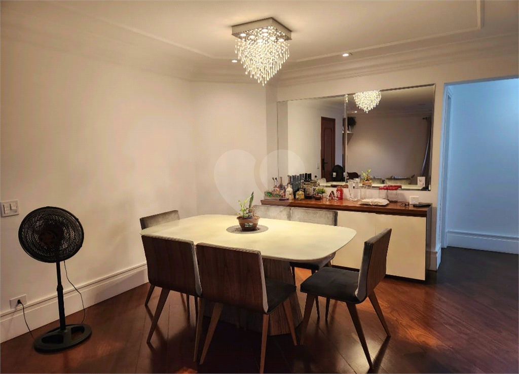 APARTAMENTO em TUCURUVI