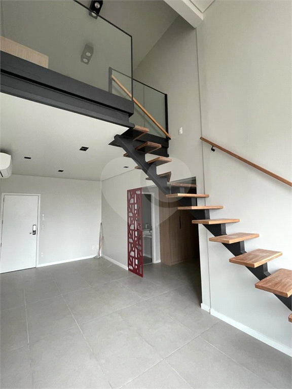 APARTAMENTO em VILA OLÍMPIA