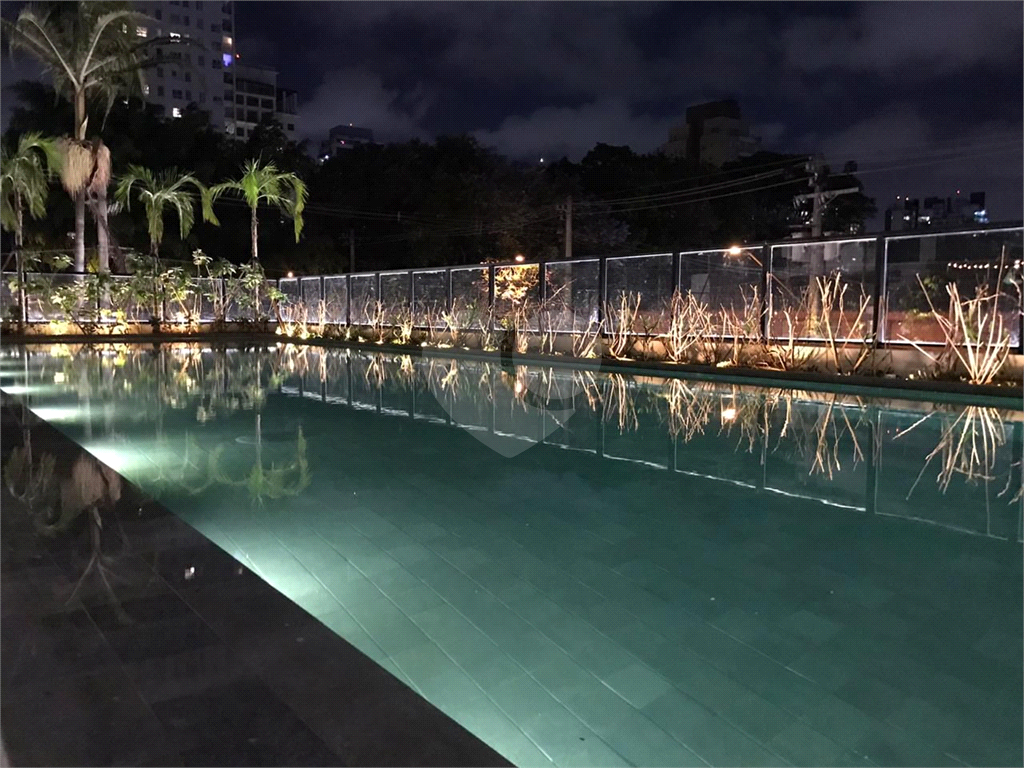 APARTAMENTO em VILA OLÍMPIA