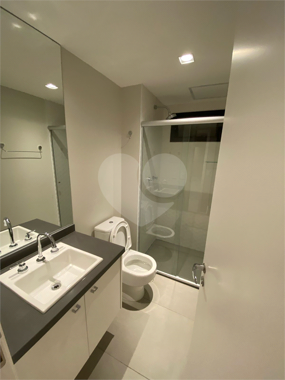 APARTAMENTO em VILA OLÍMPIA