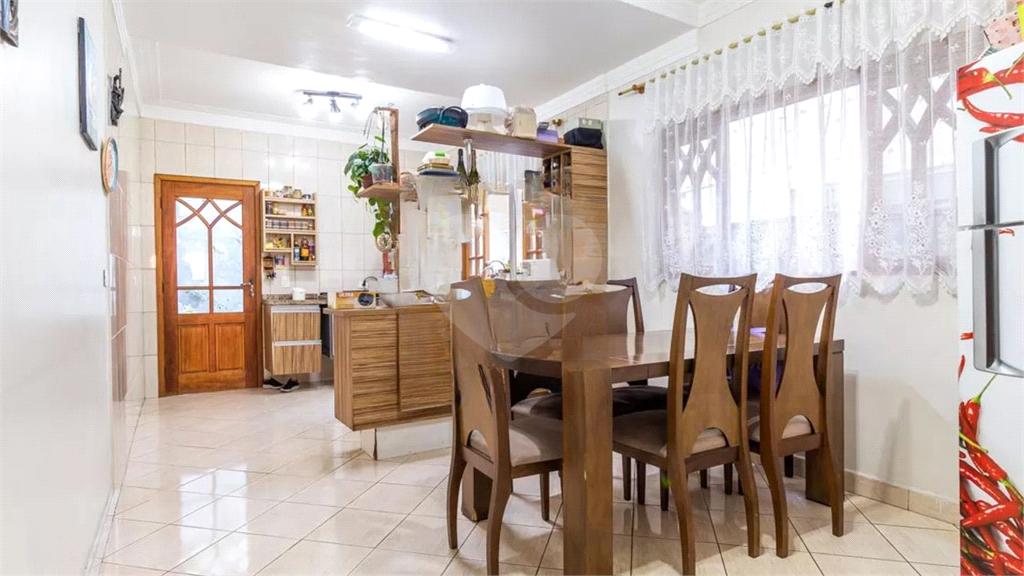 Sobrado Espaçoso à Venda em Guarulhos – 250m², Conforto e Excelente Localização