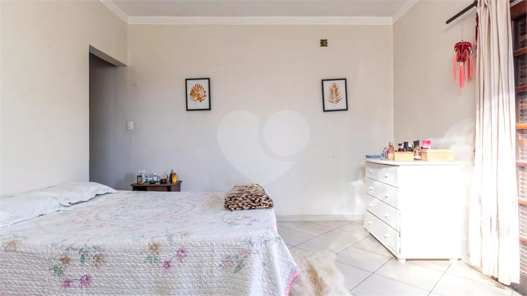 Sobrado Espaçoso à Venda em Guarulhos – 250m², Conforto e Excelente Localização