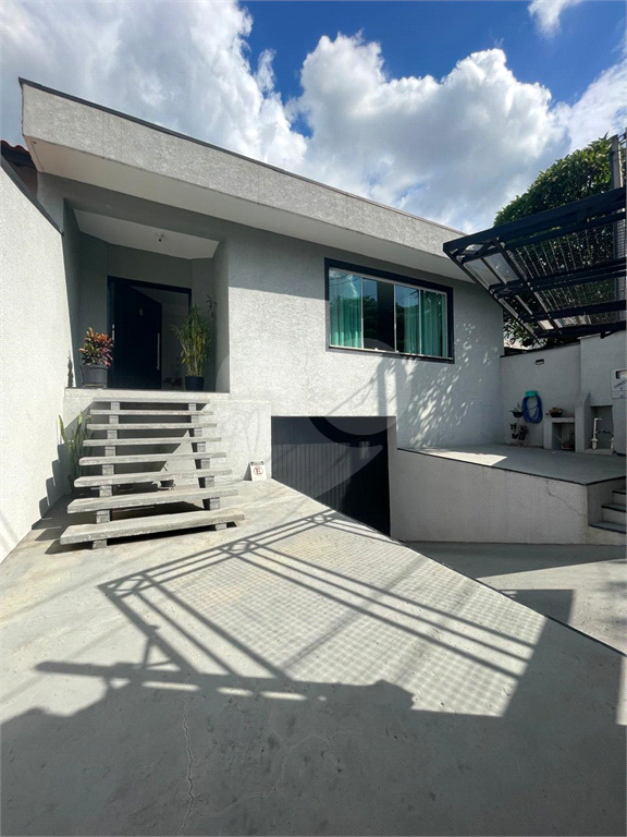 Sobrado, 3 quartos, 390 m² - Foto 1