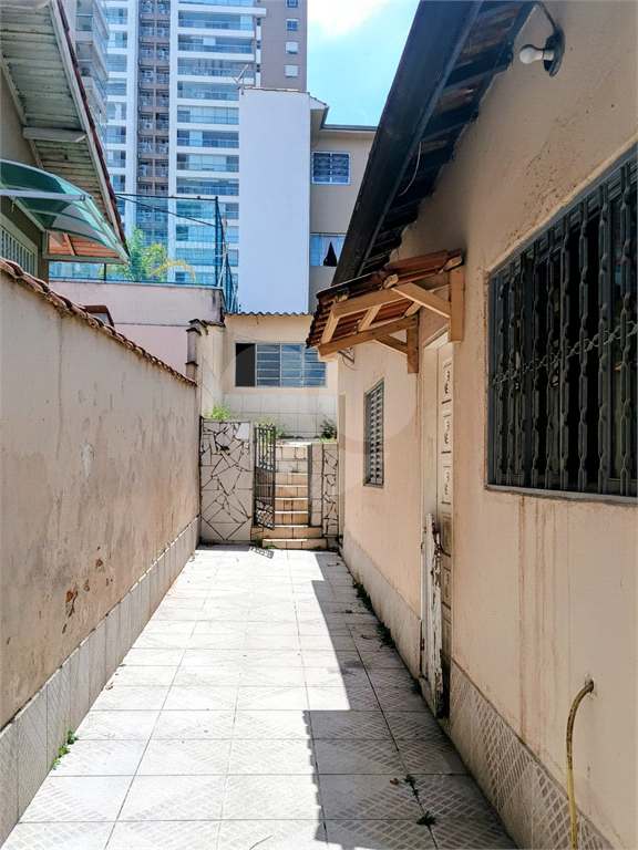 Casa próxima a Avenida Braz Leme