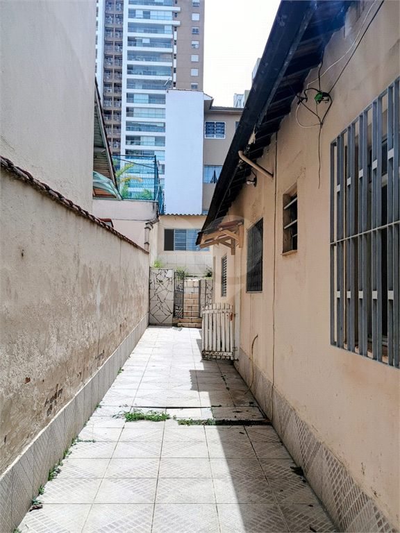 Casa próxima a Avenida Braz Leme