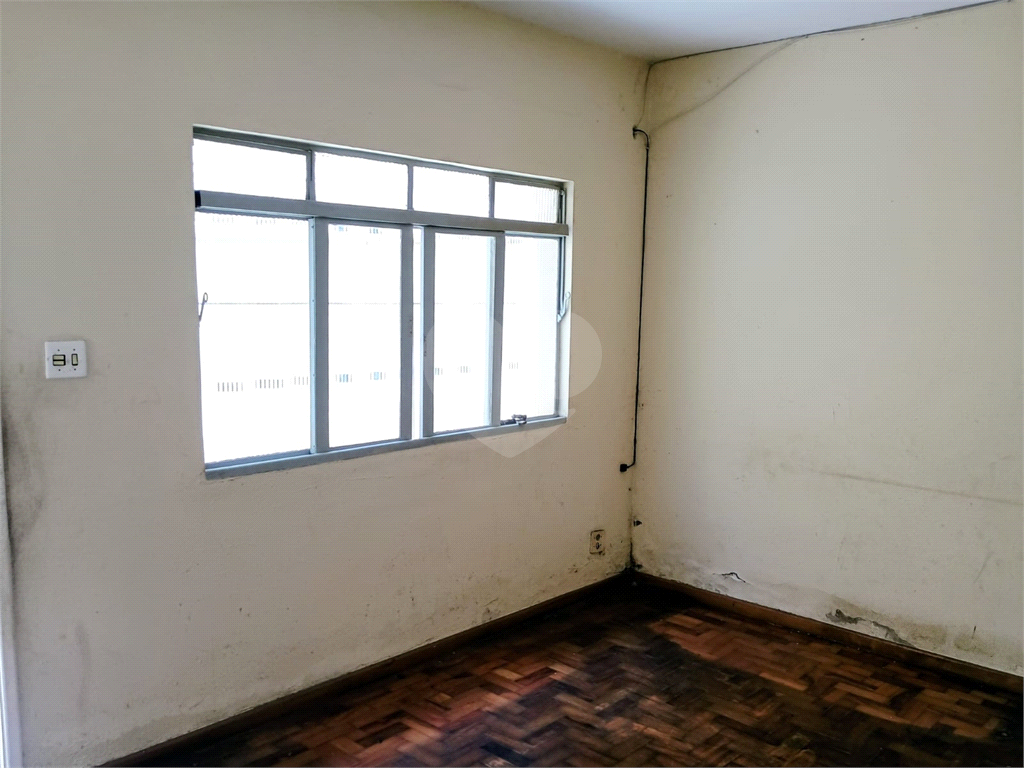 Casa próxima a Avenida Braz Leme