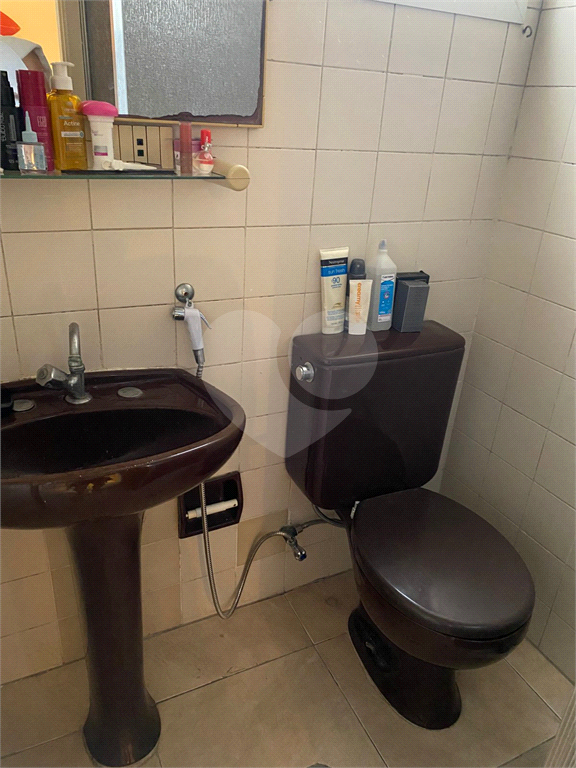 APARTAMENTO em SANTA CECÍLIA