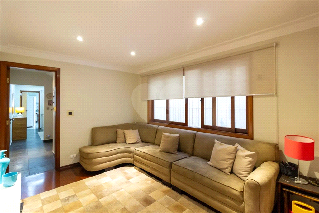 Sobrado Vila Madalena 3 dormitórios, sendo 1 suite e 2 vagas de garagem