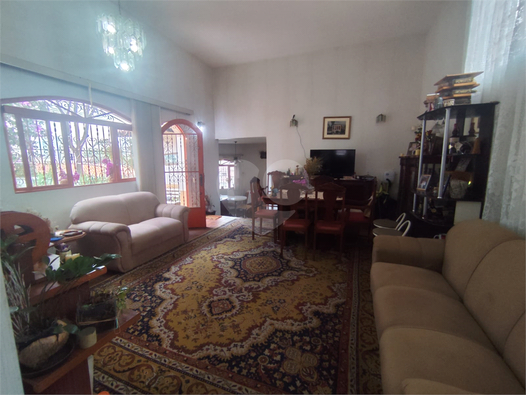 Sobrado com terreno de 500 m², 4 dormitórios, 1 suíte, 4 vagas - Vila Mazzei