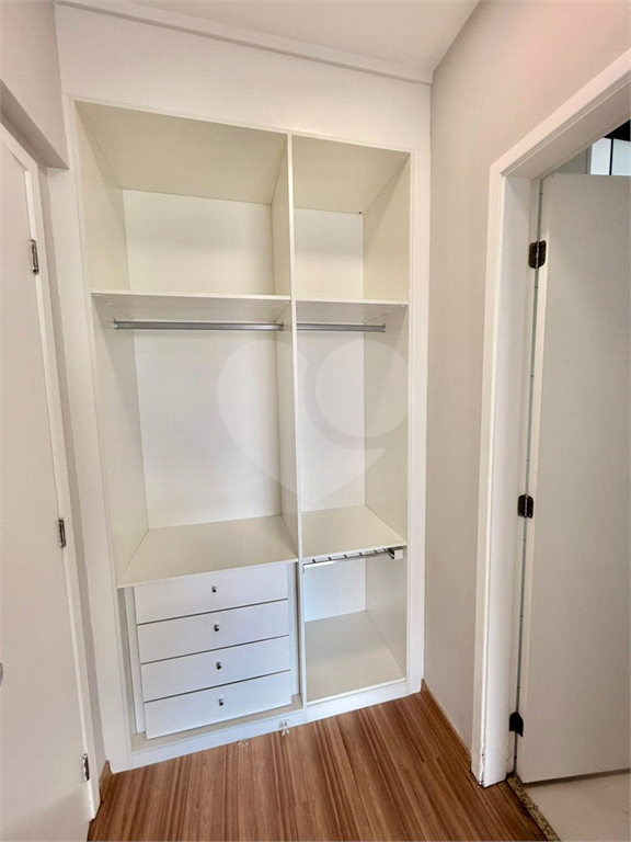 Apartamento varanda grill - Santa Terezinha - 2 suítes e 2 vagas 