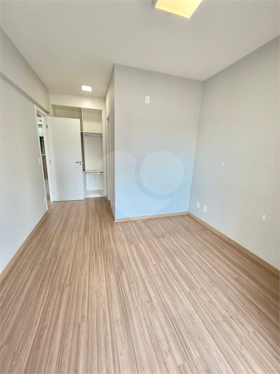 Apartamento varanda grill - Santa Terezinha - 2 suítes e 2 vagas 