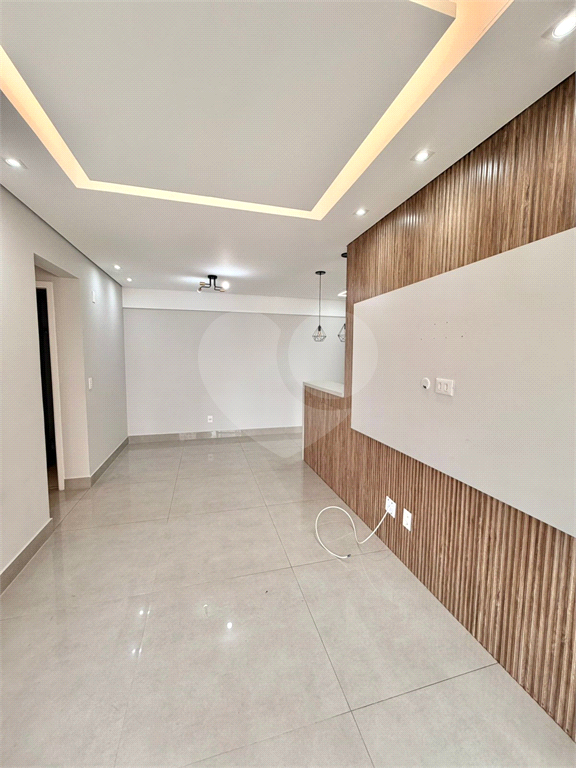 Apartamento varanda grill - Santa Terezinha - 2 suítes e 2 vagas 