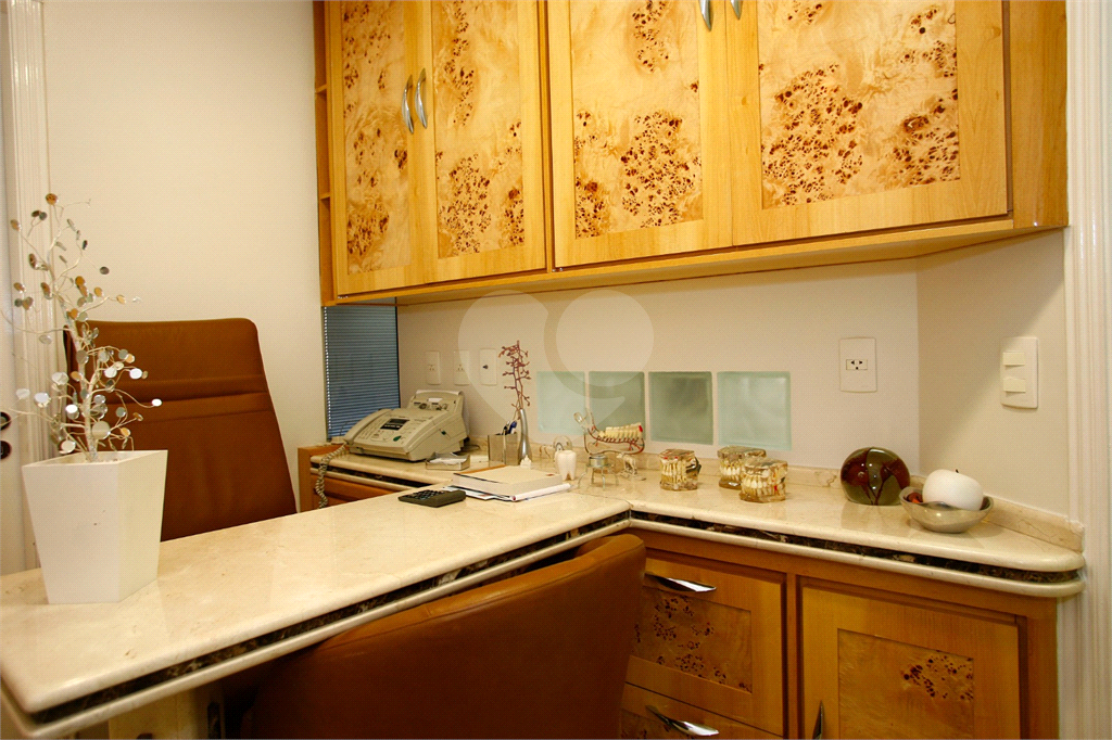 SALAS em VILA NOVA CONCEIÇÃO