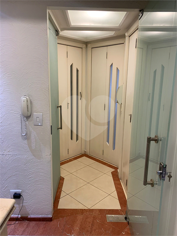 SALAS em VILA NOVA CONCEIÇÃO