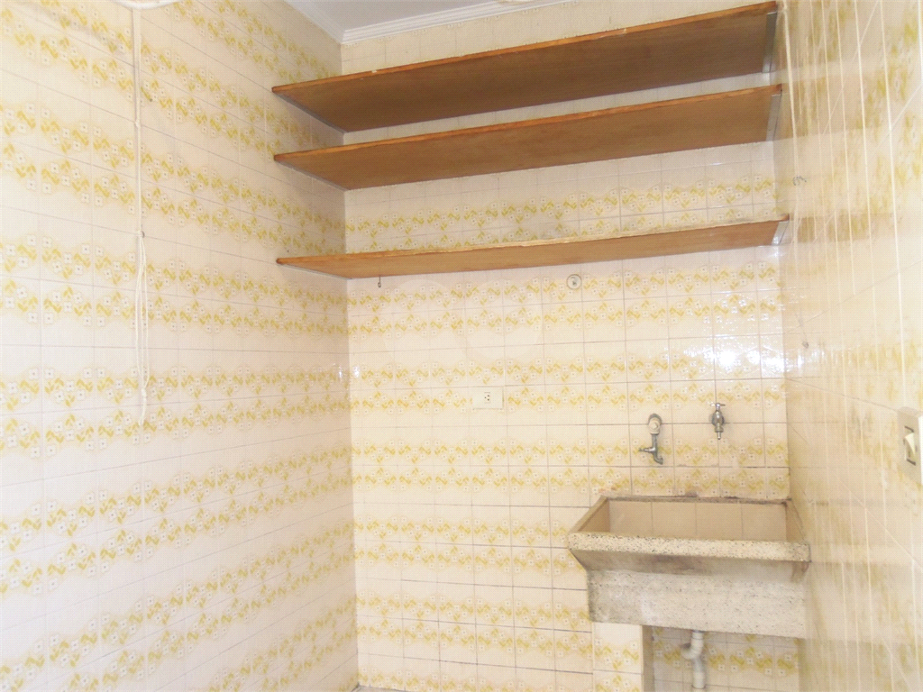 SOBRADO em VILA MADALENA