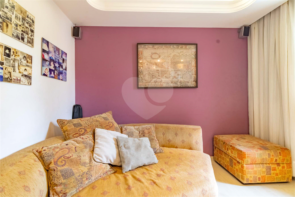 APARTAMENTO em PINHEIROS