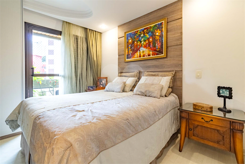 APARTAMENTO em PINHEIROS