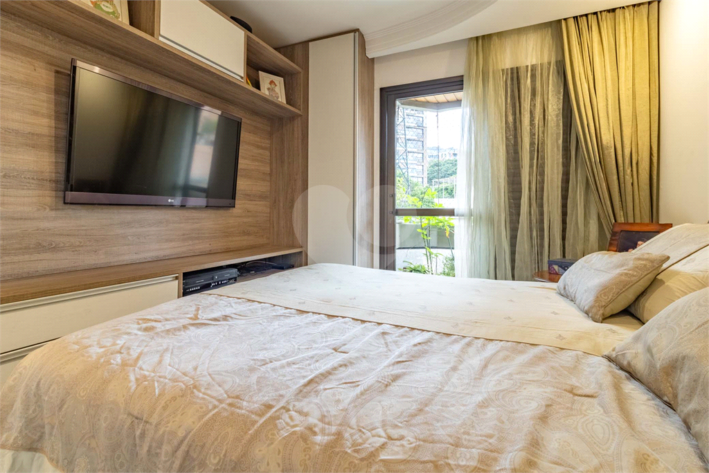 APARTAMENTO em PINHEIROS