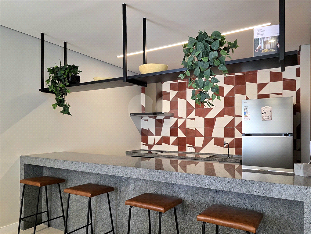 Studio Novo Mobiliado na Vila Madalena ao Lado do Metrô Andar Alto SP