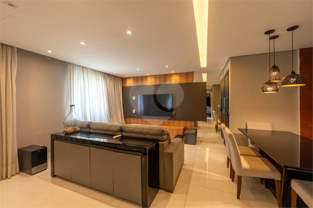 APARTAMENTO em SANTANA