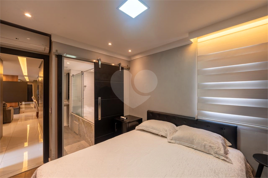 APARTAMENTO em SANTANA