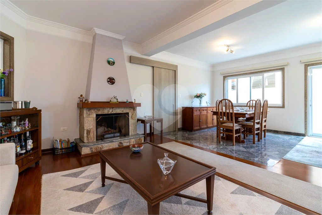 Sobrado na Santa Terezinha 