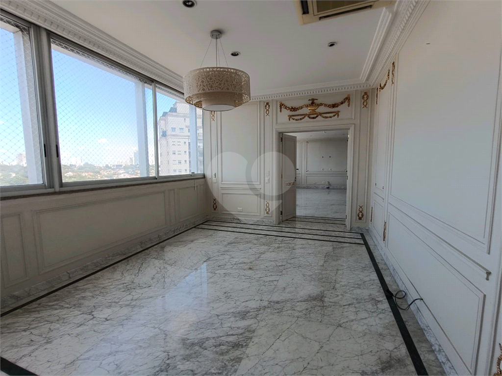 Apartamento em Higienópolis com 4 quartos e 3 vagas