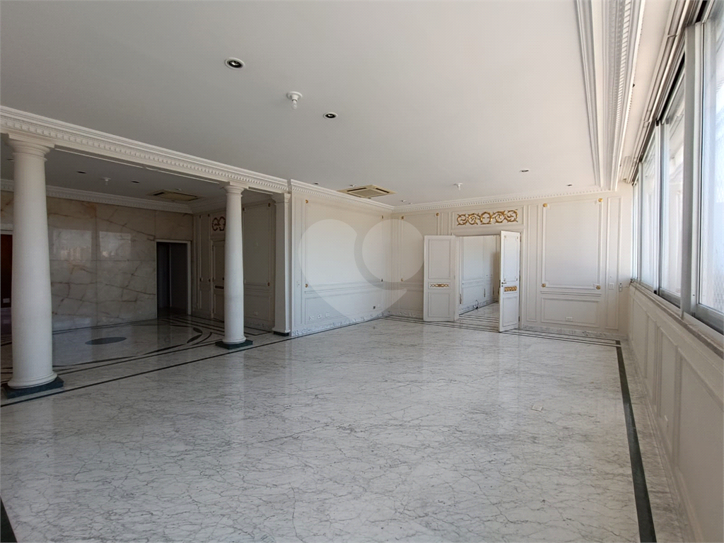 Apartamento em Higienópolis com 4 quartos e 3 vagas