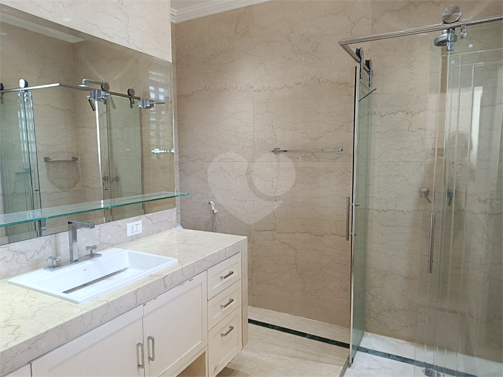 Apartamento em Higienópolis com 4 quartos e 3 vagas