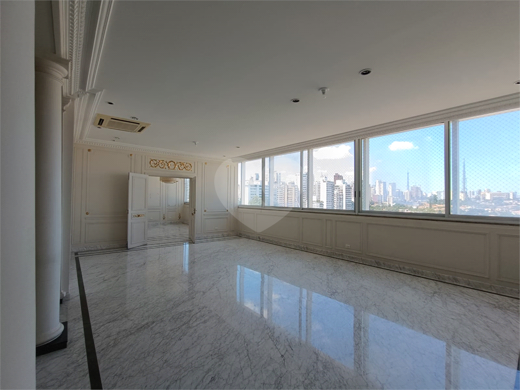 Apartamento em Higienópolis com 4 quartos e 3 vagas