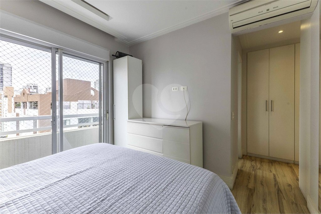 Apartamento em Perdizes com quadra tênis