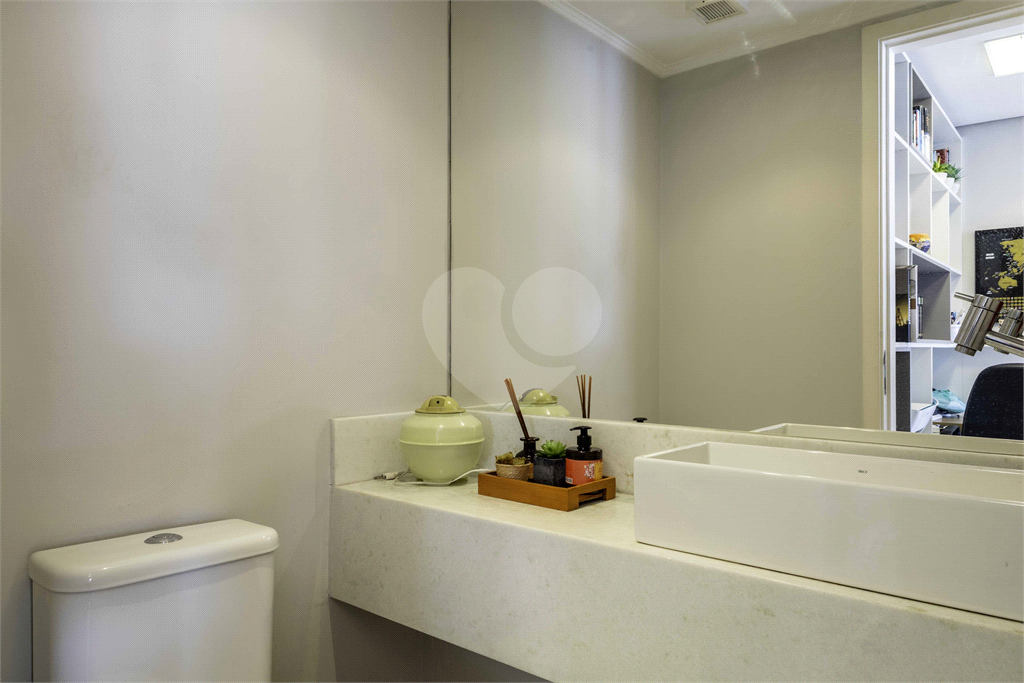 Apartamento em Perdizes com quadra tênis