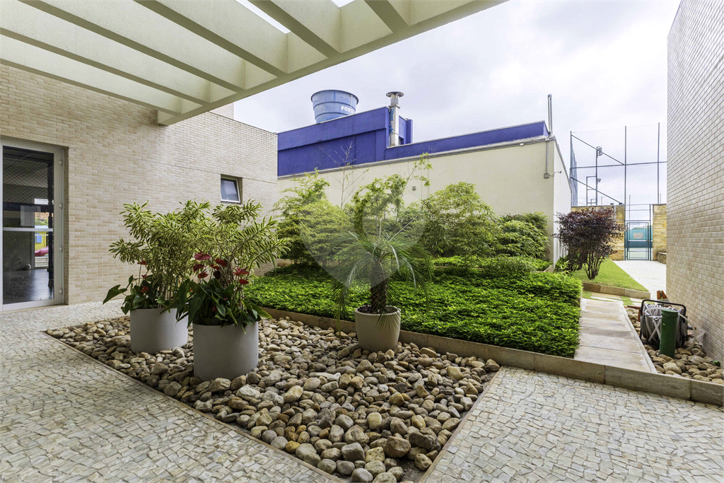 Apartamento em Perdizes com quadra tênis