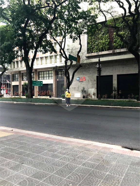 "Apartamento 2 dormitórios, 72 m² em localização privilegiada"