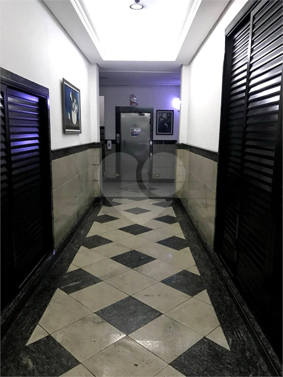 "Apartamento 2 dormitórios, 72 m² em localização privilegiada"