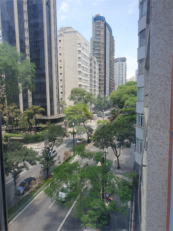 "Apartamento 2 dormitórios, 72 m² em localização privilegiada"