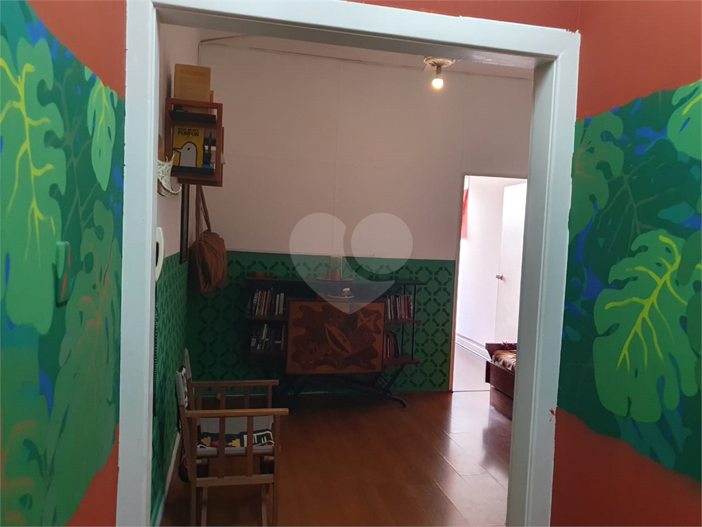 "Apartamento 2 dormitórios, 72 m² em localização privilegiada"