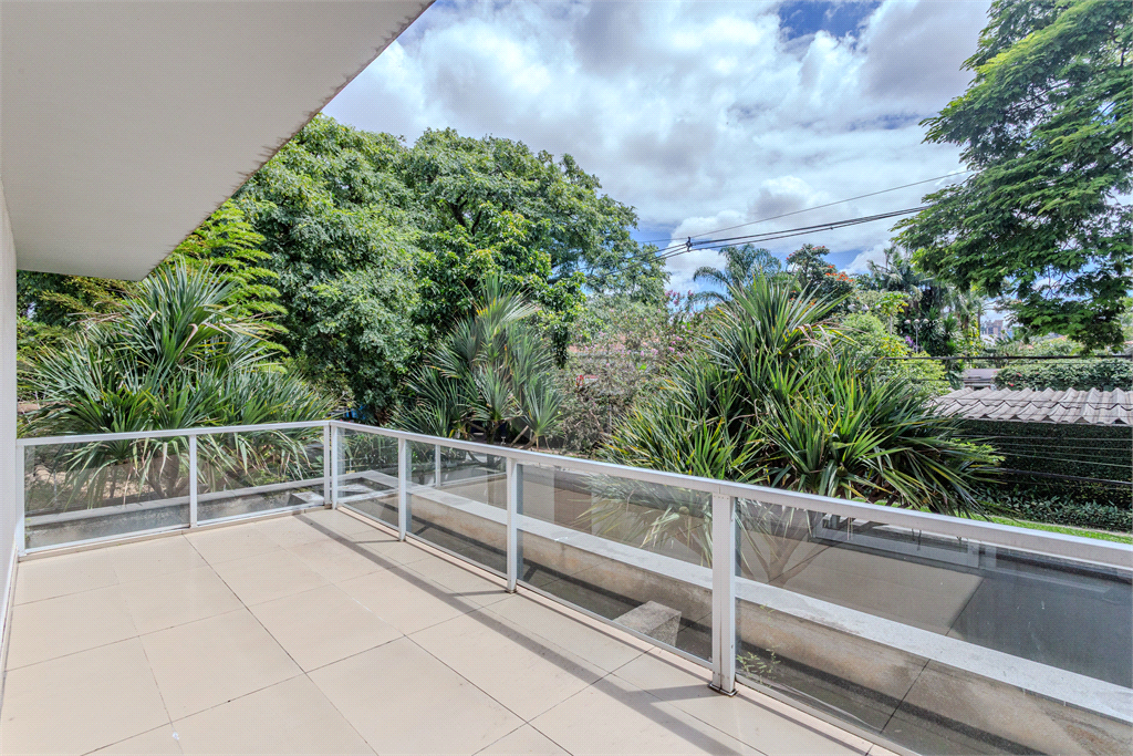 Casa comercial de alto padrão em Alto de Pinheiros 