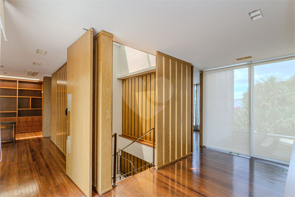 Casa comercial de alto padrão em Alto de Pinheiros 