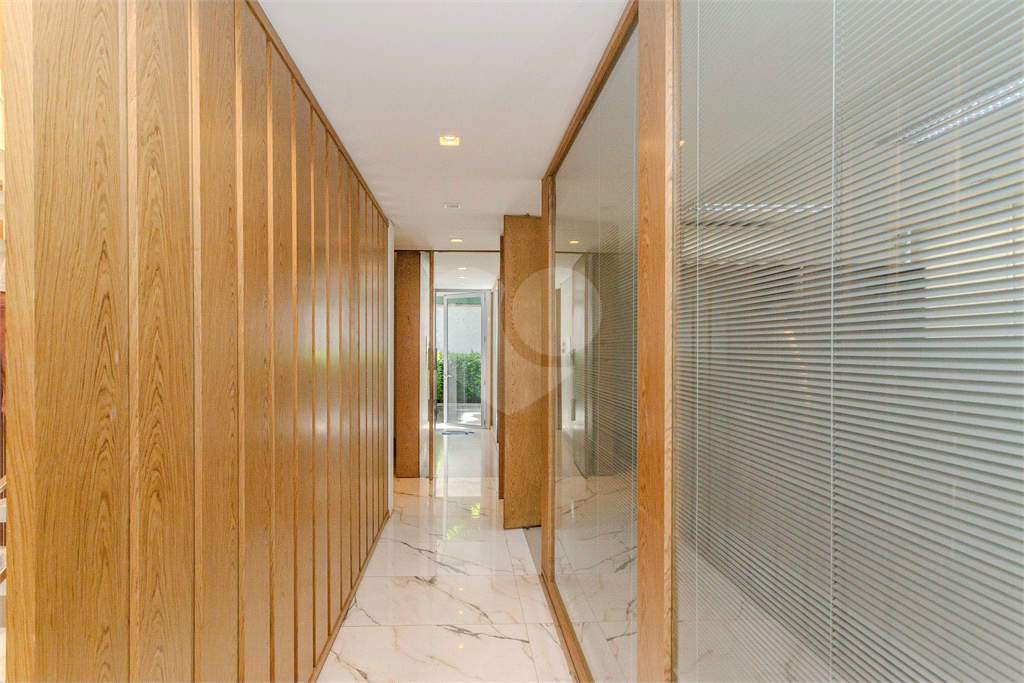 Casa comercial de alto padrão em Alto de Pinheiros 